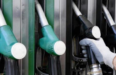 Las gasolineras, principales afectadas por la crisis de consumo